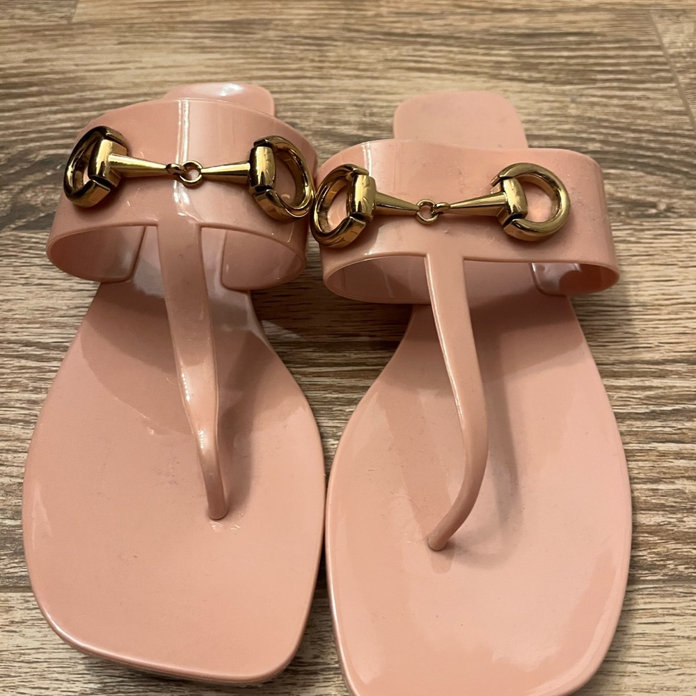 Stylish Pink Sandals with Gold Accent
